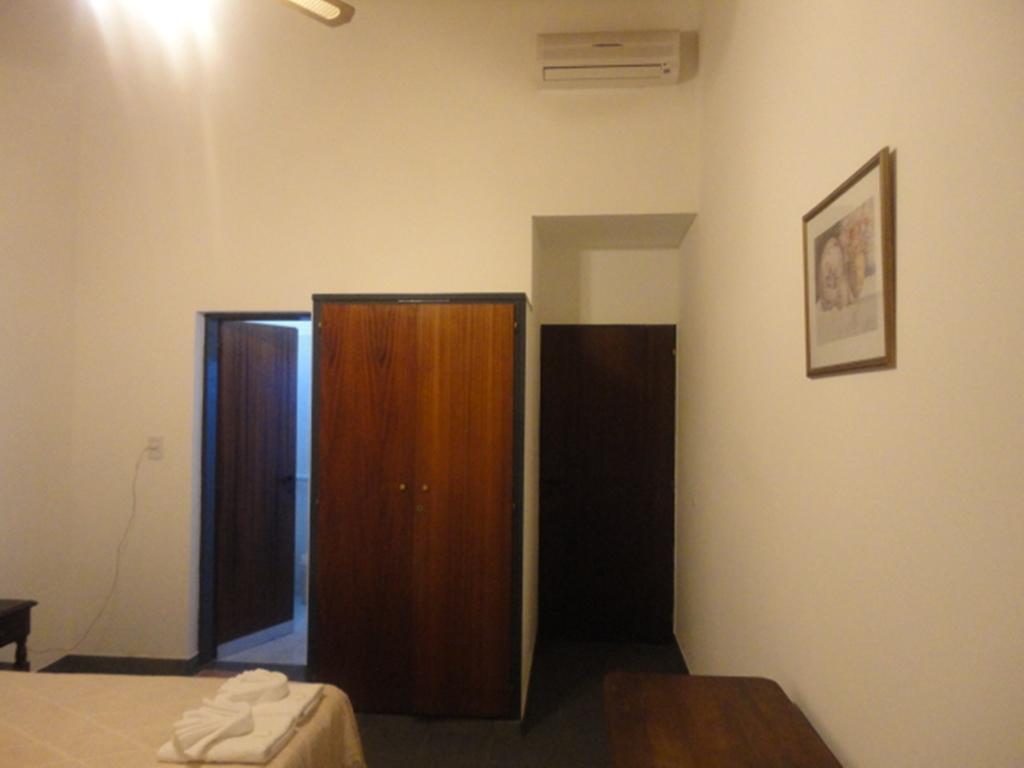 Hotel Lujan Lujan  Ruang foto