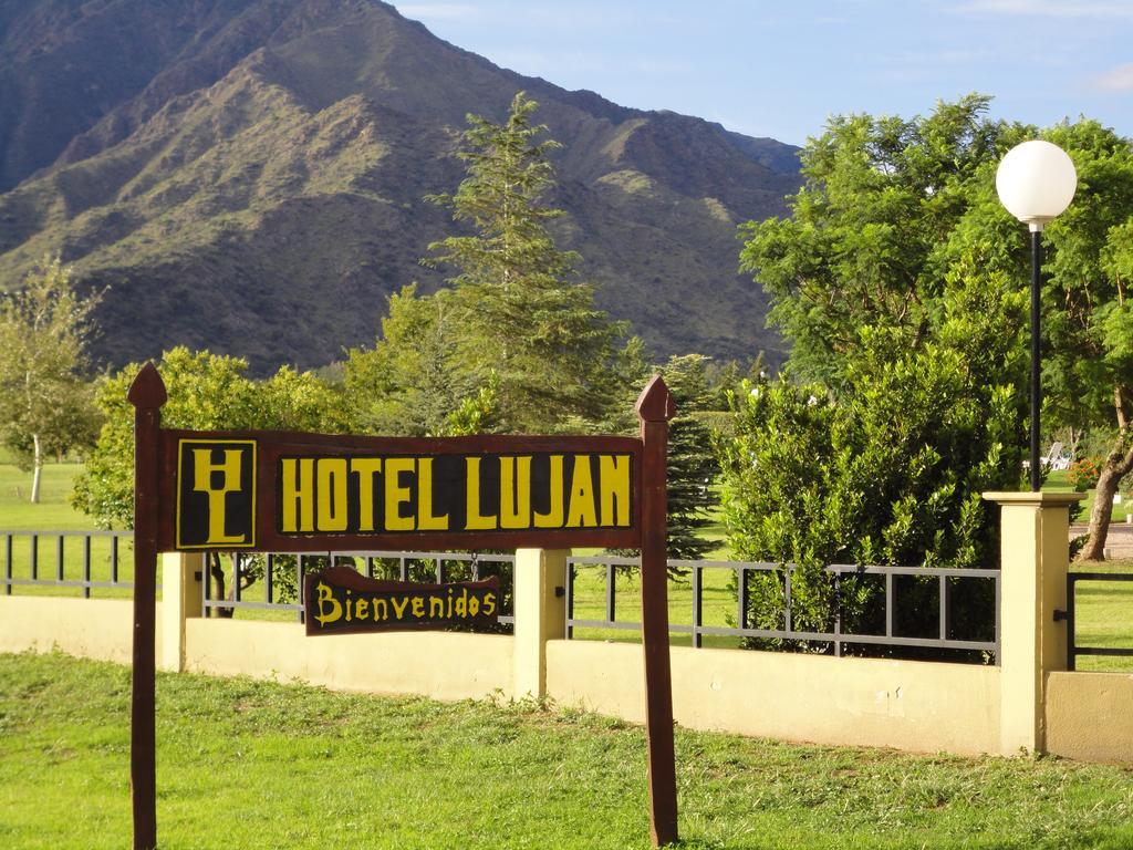 Hotel Lujan Lujan  Bagian luar foto